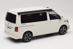 Volkswagen T6.1 California Ocean Candy White Otto 1:18 OT488 Hars — afbeelding 2 van 6