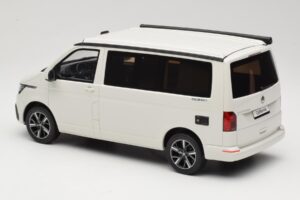 Volkswagen T6.1 California Ocean Candy White Otto 1:18 OT488 Hars — afbeelding 5 van 6