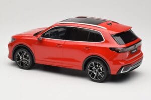 Volkswagen Tiguan eTSI R-Line Persimmon Red Metallic Otto 1:18 OT489 Hars — afbeelding 5 van 6
