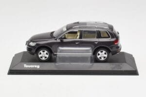 Volkswagen Touareg Grijs Minichamps 1:43 TOUAREG001 Metaal
