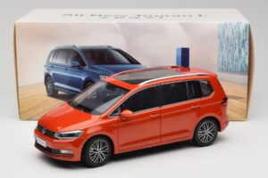 Volkswagen Touran 5T Oranje Paudi Model 1:18 ZVE000003ORA Metaal — afbeelding 8 van 8