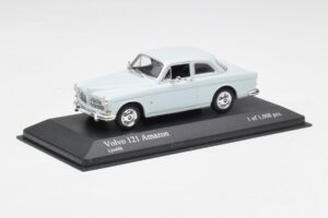 Volvo 121 Amazon Helder Blauw Minichamps 1:43 430171007 Metaal — afbeelding 2 van 4