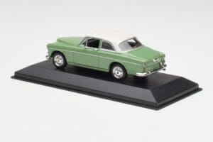 Volvo 121 Amazon Lichtgroen & Wit Minichamps 1:43 430171005 Metaal — afbeelding 3 van 4