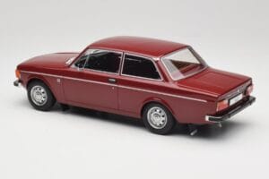 Volvo 142 Donkerrood MCG 1:18 MCG18443 Metaal — afbeelding 5 van 6
