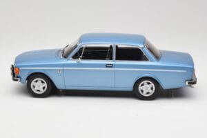 Volvo 142 Lichtblauw MCG 1:18 MCG18444 Metaal — afbeelding 3 van 6