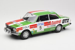 Volvo 142 #5 H. Mikkola / E. Rautanen Rally 1000 Lakes 1973 MCG 1:18 MCG18529R Metaal