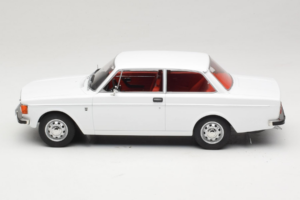 Volvo 142 Wit MCG 1:18 MCG18445 Metaal — afbeelding 3 van 6