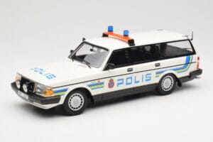 Volvo 240 GL Stationwagen Polis Sweden Minichamps 1:18 155171480 Metaal
