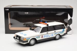 Volvo 240 GL Stationwagen Polis Sweden Minichamps 1:18 155171480 Metaal — afbeelding 6 van 6