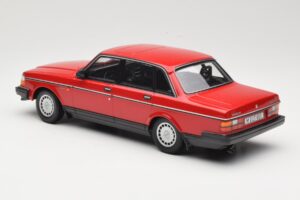 Volvo 240 GL Donkerrood Minichamps 1:18 166171401 Metaal — afbeelding 5 van 6