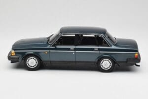 Volvo 240 GL Petrol Metallic Minichamps 1:18 155171407 Metaal — afbeelding 3 van 6