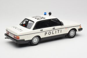 Volvo 240 GL Politi Denmark Minichamps 1:18 155171495 Metaal — afbeelding 2 van 6