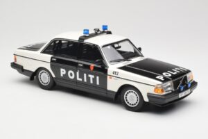 Volvo 240 GL Politi Norway Zwart Minichamps 1:18 155171496 Metaal — afbeelding 4 van 6