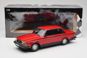 Volvo 240 GL Rood Minichamps 1:18 155171401 Metaal — afbeelding 6 van 6