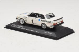 Volvo 240 Turbo #1 P. Stureson IPS Motorsport DTM 1986 Minichamps 1:43 400861701 Metaal — afbeelding 3 van 4