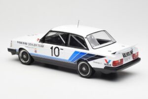 Volvo 240 Turbo #10 R. Francevic Winner ATCC 1986 IXO 1:18 18RMC176 Metaal — afbeelding 5 van 6