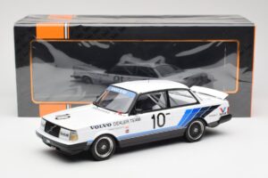 Volvo 240 Turbo #10 R. Francevic Winner ATCC 1986 IXO 1:18 18RMC176 Metaal — afbeelding 6 van 6