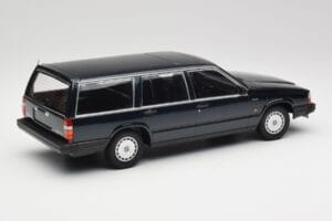 Volvo 740 GL Stationwagen Donkergroen Metallic Minichamps 1:18 155171771 Metaal — afbeelding 2 van 6