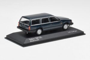 Volvo 740 GL Estate Blauwgroen Metallic Minichamps 1:43 943171713 Metaal — afbeelding 2 van 4