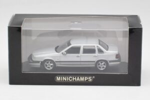 Volvo 850 Zilver Minichamps 1:43 430171402 Metaal — afbeelding 4 van 4