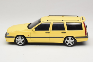 Volvo 850 T-5R Stationwagen Cream Yellow AUTOart 1:18 79506 Metaal — afbeelding 4 van 8