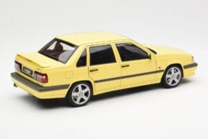Volvo 850 T-5R Geel AUTOart 1:18 79501 Metaal — afbeelding 3 van 8