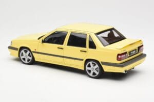Volvo 850 T-5R Geel AUTOart 1:18 79501 Metaal — afbeelding 7 van 8