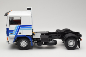 Volvo F12 Blauw Wit Road Kings 1:18 RK180033 Metaal — afbeelding 4 van 8