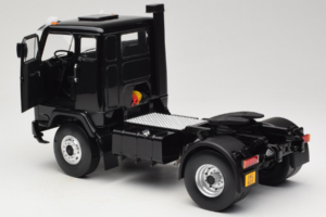 Volvo F88 John Player Special Black MCG 1:18 MCG18217 Metaal — afbeelding 5 van 8