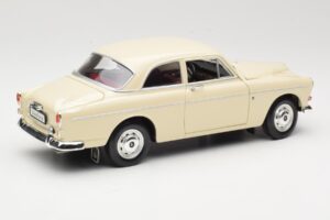 Volvo P121 Amazon Wit Revell 1:18 08866 Metaal — afbeelding 3 van 8