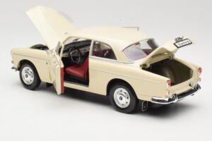 Volvo P121 Amazon Wit Revell 1:18 08866 Metaal — afbeelding 5 van 8