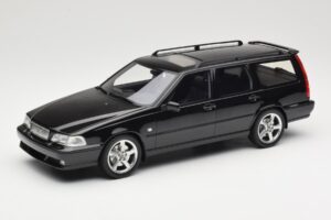 Volvo V70 R P80 Zwart DNA 1:18 DNA000232 Metaal