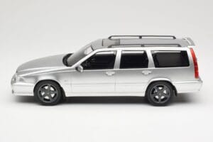 Volvo V70 R P80 Zilver DNA 1:18 DNA000155 Metaal — afbeelding 3 van 6