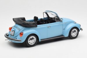 Volkswagen Beetle 1303 Cabriolet Lichtblauw Norev 1:18 188531 Metaal — afbeelding 2 van 6
