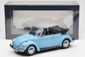 Volkswagen Beetle 1303 Cabriolet Lichtblauw Norev 1:18 188531 Metaal — afbeelding 6 van 6