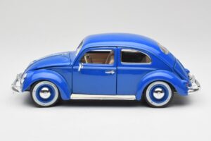 Volkswagen Beetle Blauw Bburago 1:18 23124646 Metaal — afbeelding 4 van 8
