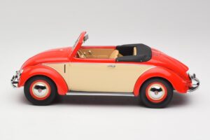 Volkswagen Beetle Hebmuller Cabriolet Rood & Crème Minichamps 1:18 107054231 Hars — afbeelding 3 van 6