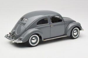 Volkswagen Export Sedan Agave Grey Maisto 1:18 100299 Metaal — afbeelding 3 van 8