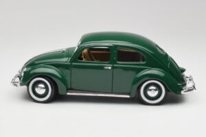 Volkswagen Export Sedan Beryl Groen Maisto 1:18 31820 Metaal — afbeelding 4 van 8