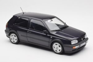 Volkswagen Golf Mk3 VR6 Paars Metallic Norev 1:18 188417 Metaal — afbeelding 7 van 8