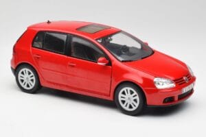 Volkswagen Golf Mk5 4-Door Tornado Rood Bburago 1:18 GOLF001 Metaal — afbeelding 6 van 8