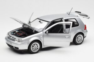 Volkswagen Golf Mk5 GTI Zilver Norev 1:18 188570 Metaal — afbeelding 2 van 8
