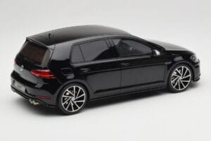 Volkswagen Golf R Mk7 Deep Black Otto 1:18 OT417 Hars — afbeelding 2 van 6