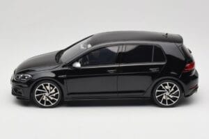 Volkswagen Golf R Mk7 Deep Black Otto 1:18 OT417 Hars — afbeelding 3 van 6