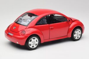 Volkswagen New Beetle Rood Bburago 1:18 3342 Metaal — afbeelding 3 van 8