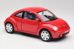 Volkswagen New Beetle Rood Bburago 1:18 3342 Metaal — afbeelding 6 van 8