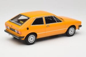 Volkswagen Scirocco GTI Mk1 Jaune Marino Otto 1:18 OT467 Hars — afbeelding 2 van 6