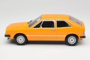 Volkswagen Scirocco GTI Mk1 Jaune Marino Otto 1:18 OT467 Hars — afbeelding 3 van 6