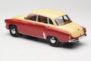 Wartburg 311 Dark Red Beige MCG 1:18 MCG18299 Metaal — afbeelding 5 van 6