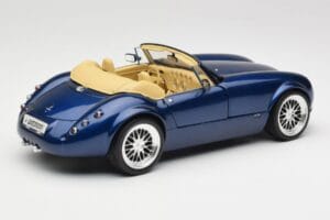 Wiesmann Roadster MF3 Blauw Revell 1:18 08861 Metaal — afbeelding 3 van 8